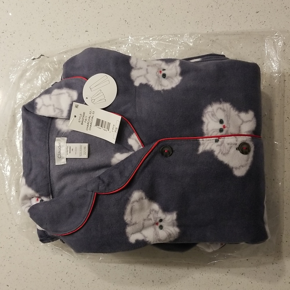 NEW Claudel pajama set